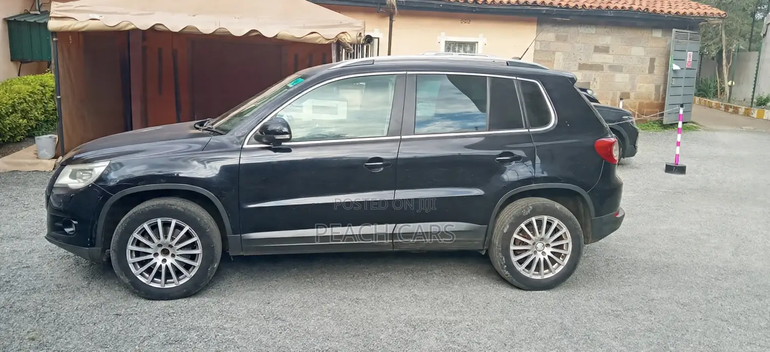 Volkswagen Tiguan 2009 Black