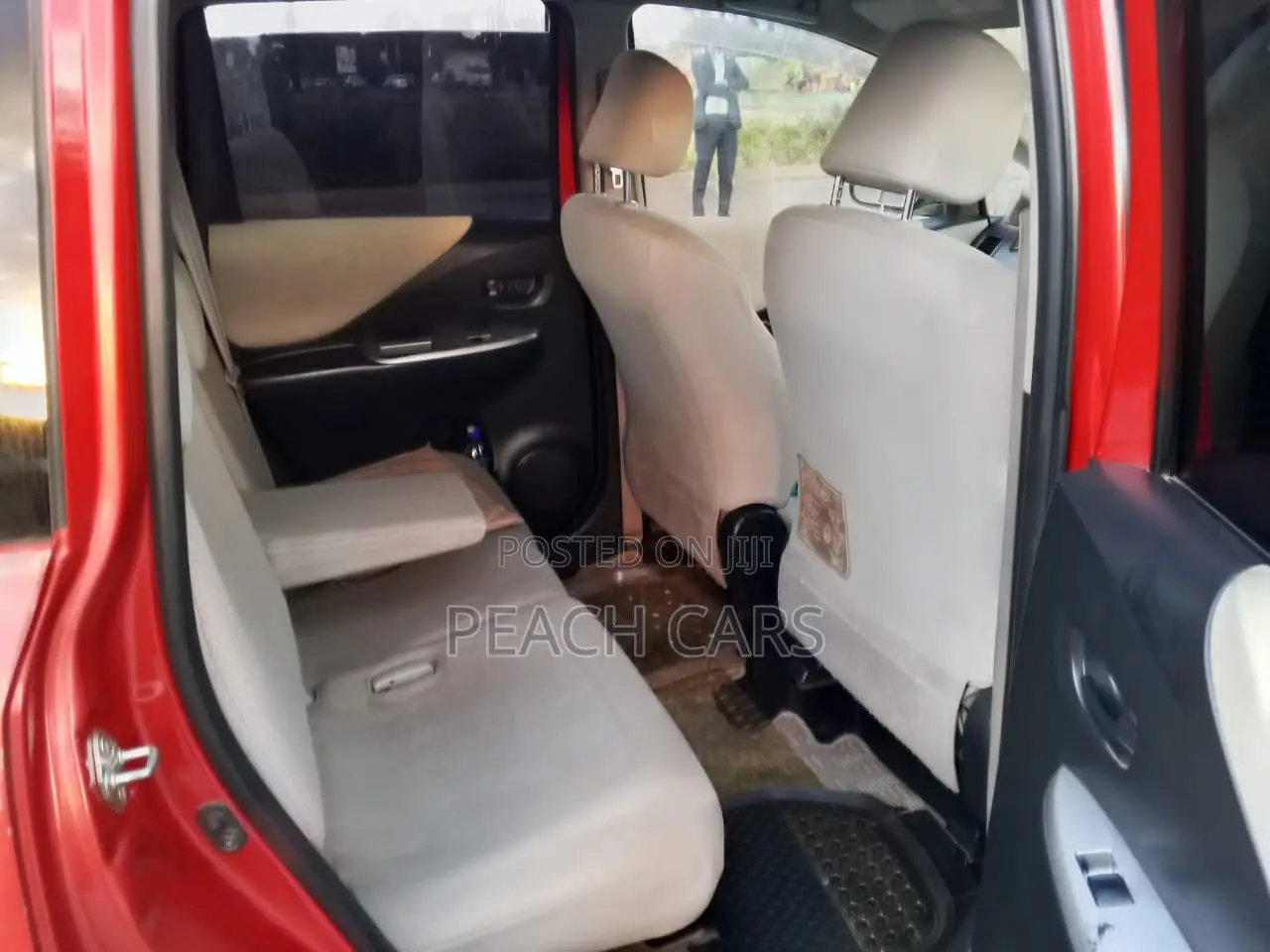 Toyota Ractis 2008 Red