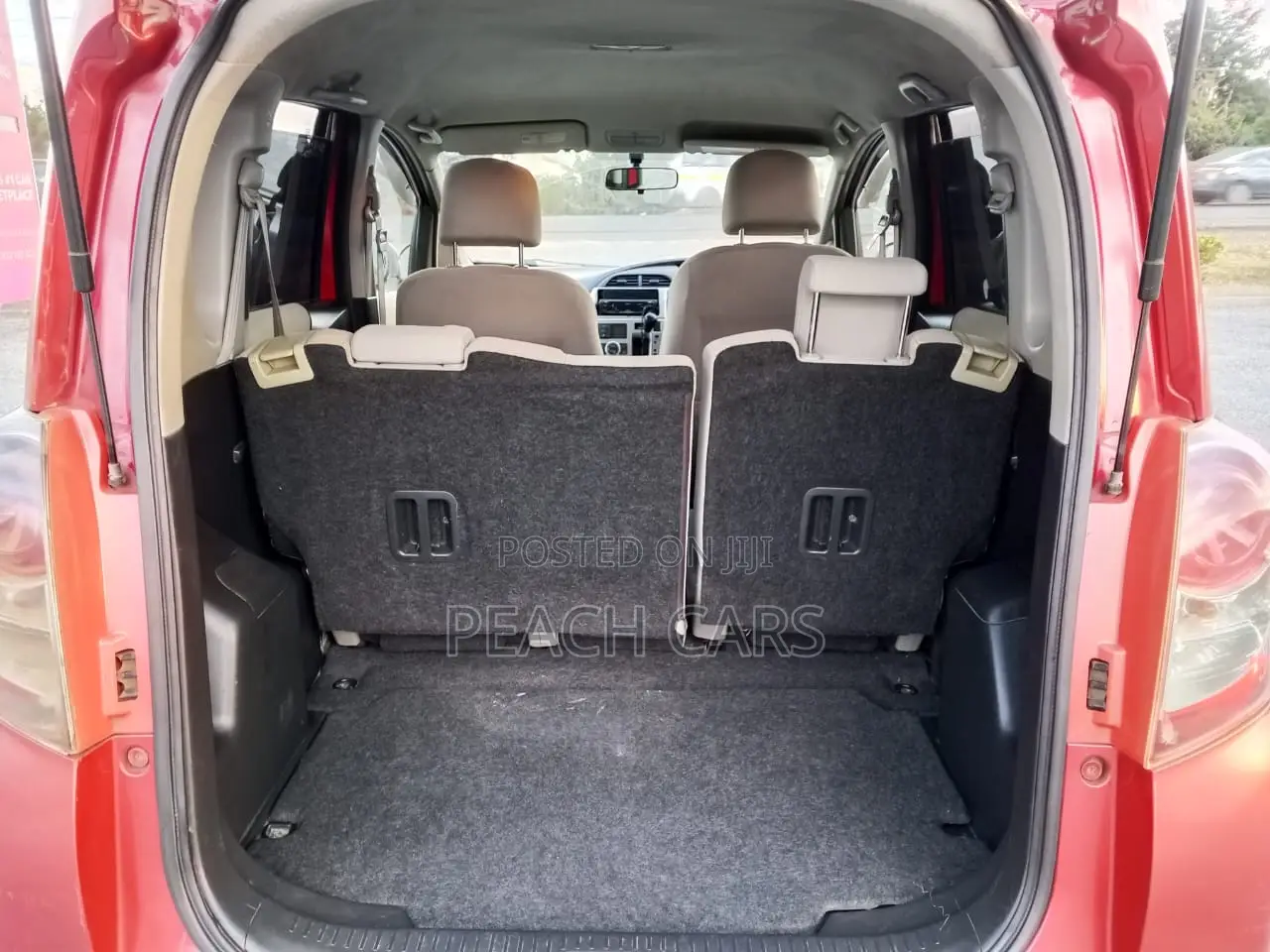 Toyota Ractis 2008 Red