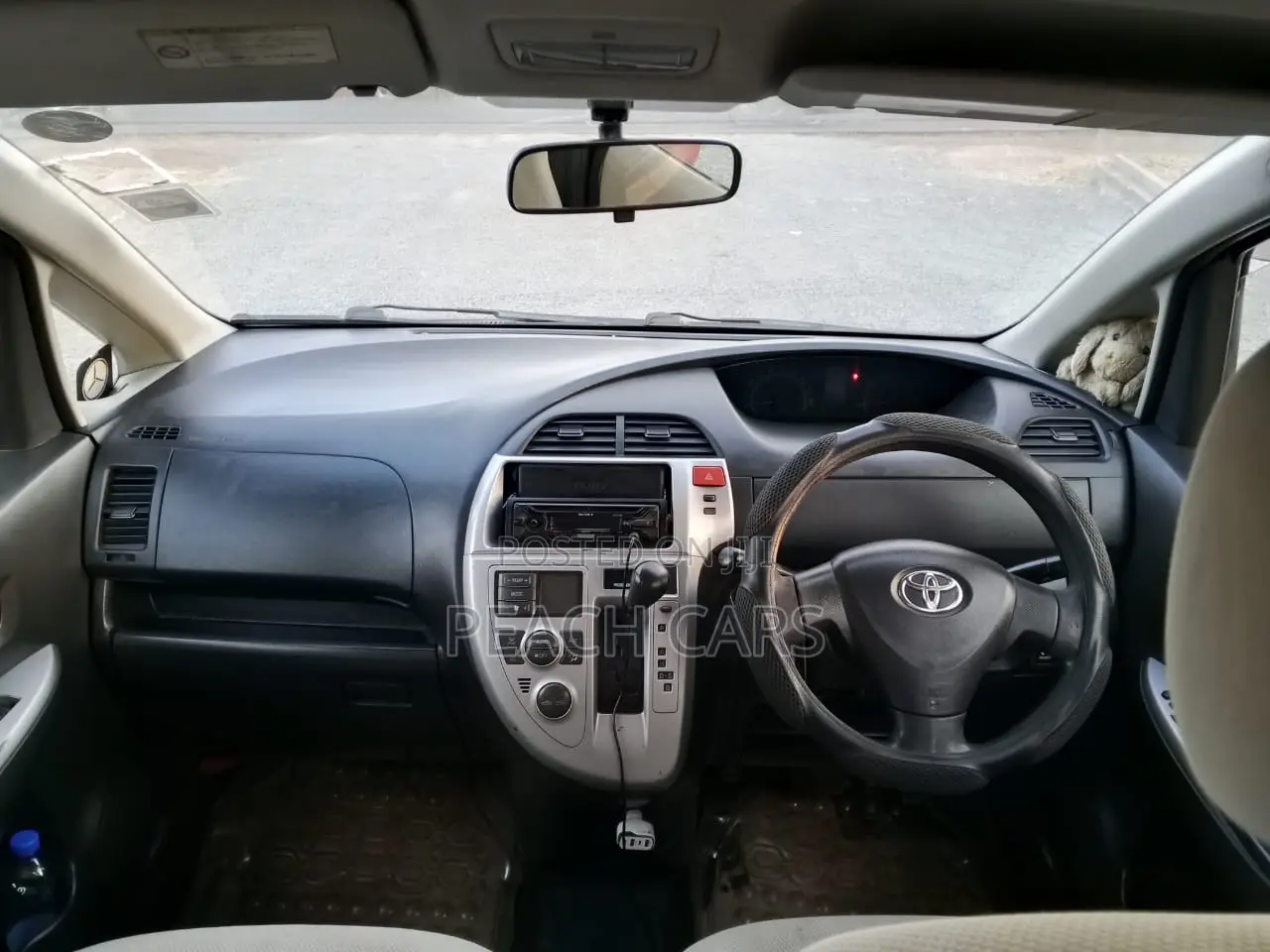 Toyota Ractis 2008 Red
