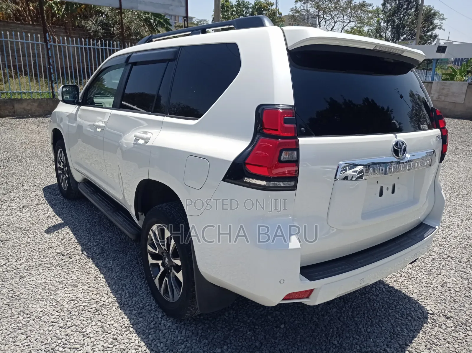 Toyota Land Cruiser Prado 2021 Pearl