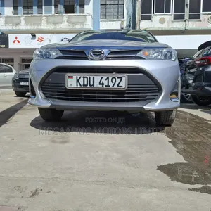 Toyota Corolla Fielder 1.5 Petrol FWD 2018 Silver