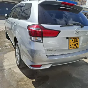 Toyota Corolla Fielder 1.5 Petrol FWD 2018 Silver