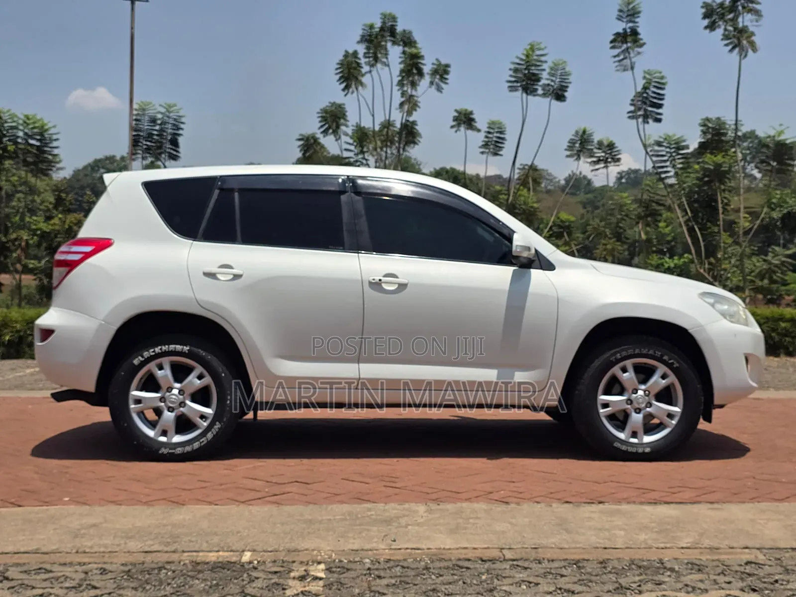 Toyota RAV4 2009 White