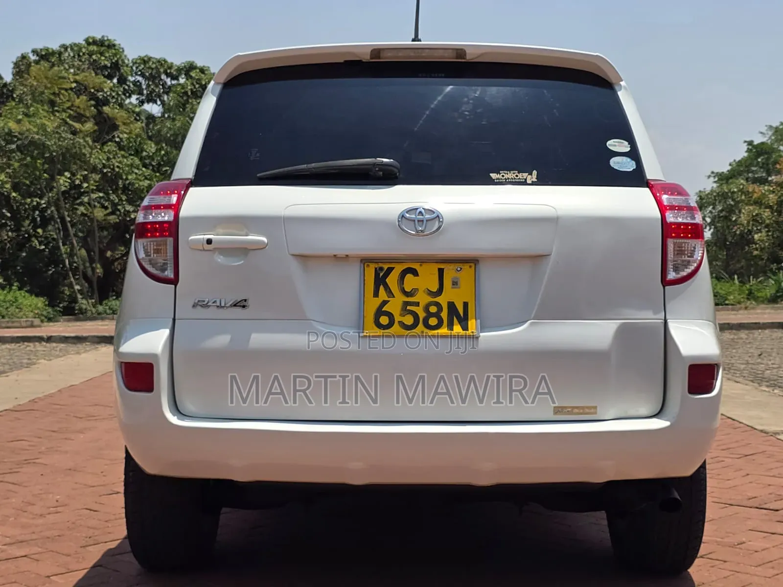 Toyota RAV4 2009 White