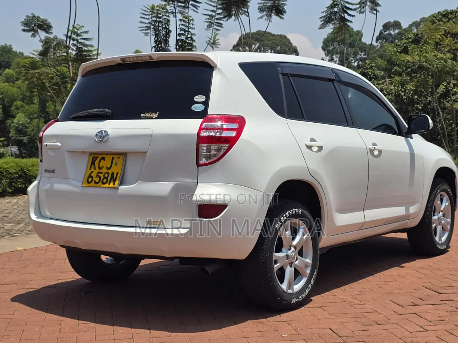 Toyota RAV4 2009 White