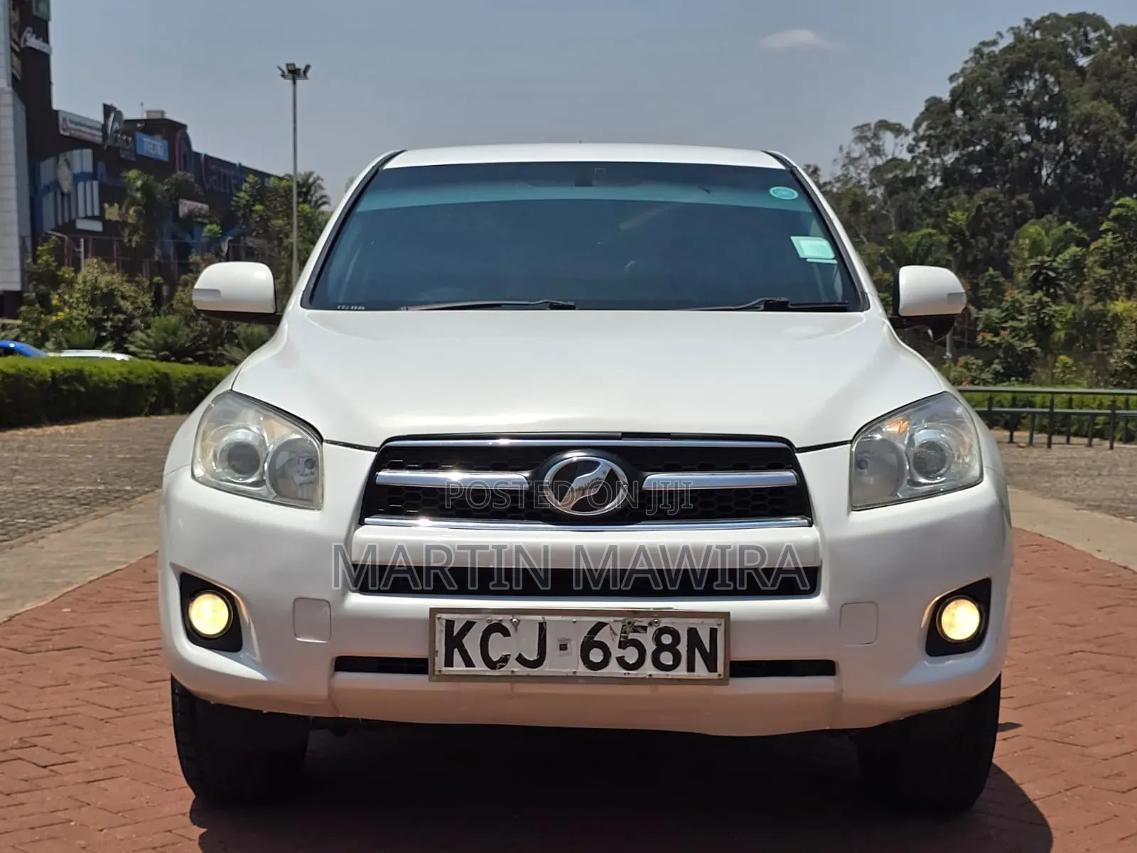 Toyota RAV4 2009 White