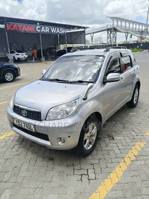 Toyota Rush 2015 Silver