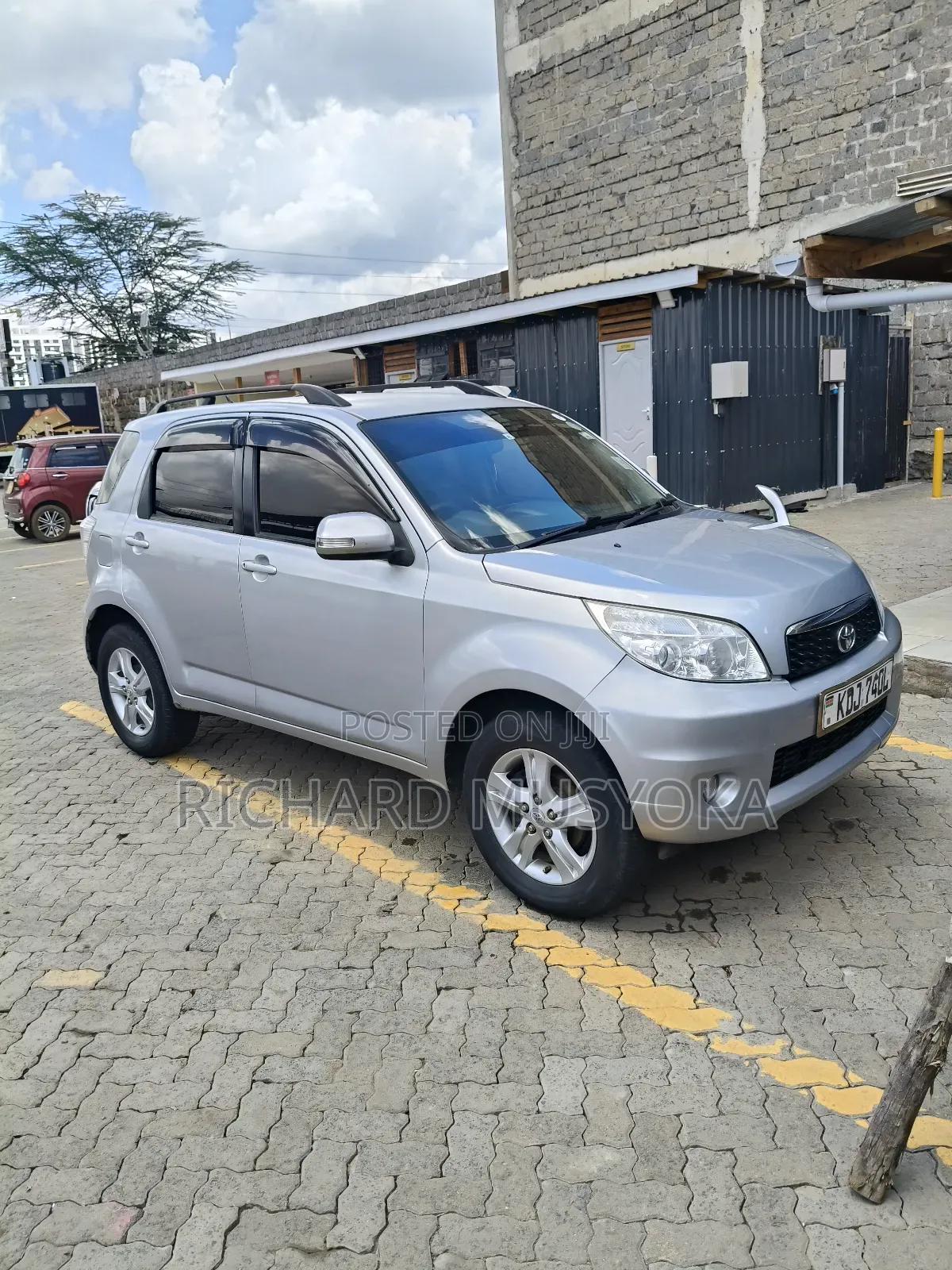 Toyota Rush 2015 Silver