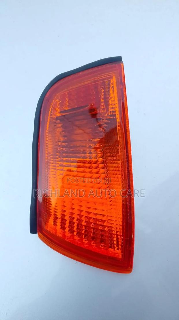 Corner Lamp Mitsubishi Lancer Ck2 - main view