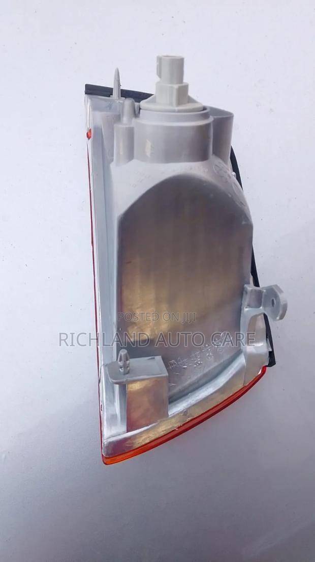 Corner Lamp Mitsubishi Lancer Ck2 - thumbnail 2
