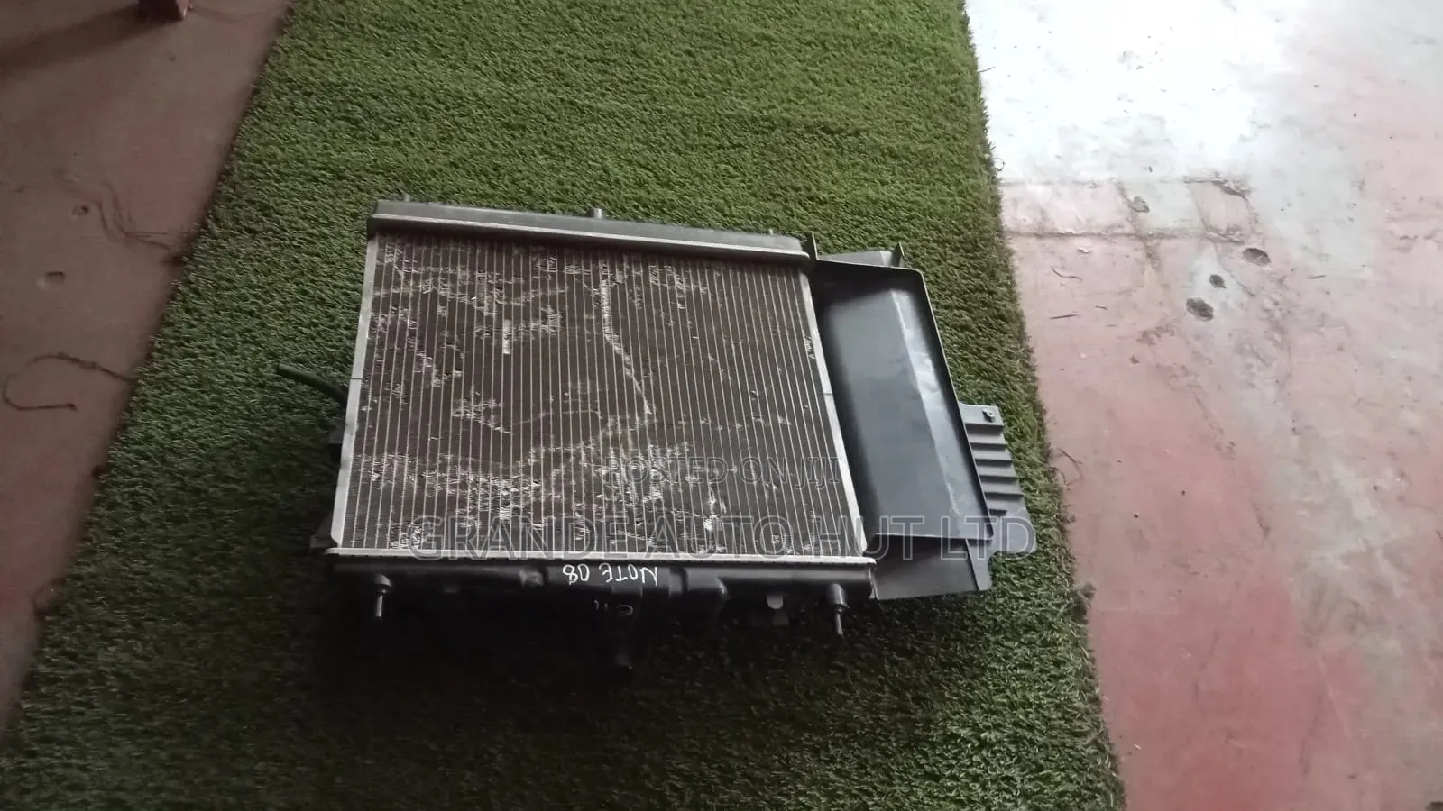 Nissan Note E11 Radiators,fan