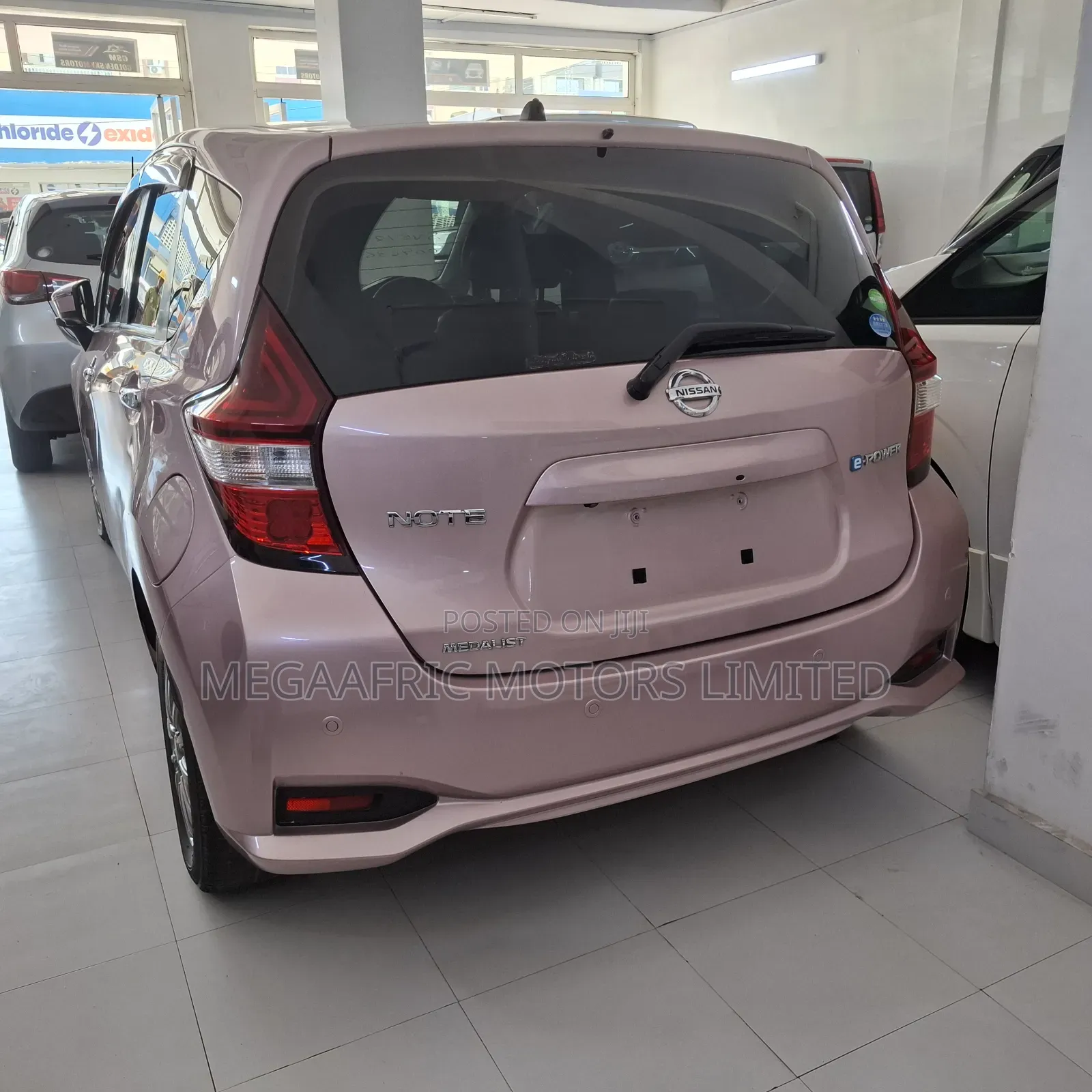 Nissan Note 1.2 Hybrid 2019 Pink
