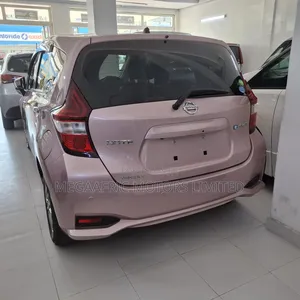 Nissan Note 1.2 Hybrid 2019 Pink