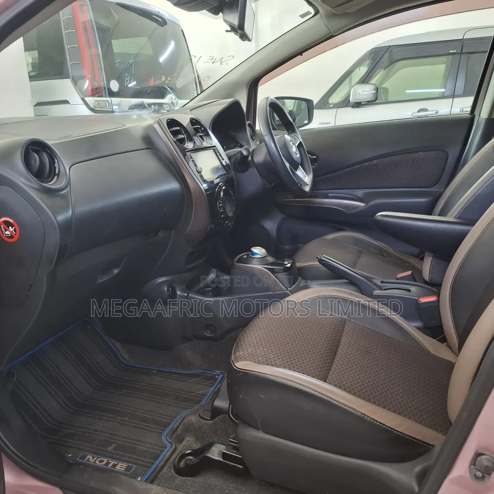 Nissan Note 1.2 Hybrid 2019 Pink