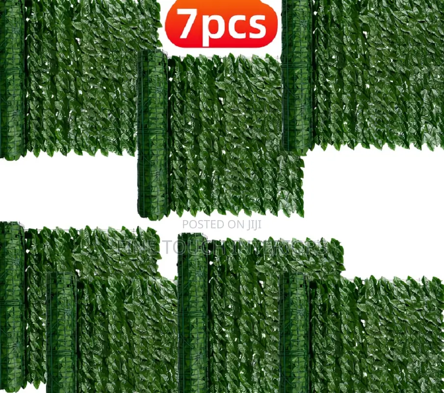 Artificial Green Privacy Screen