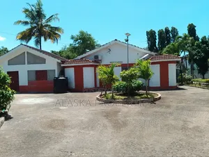6bdrm Bungalow in Nyali Estate for sale