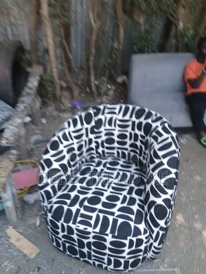 Whing Chairs