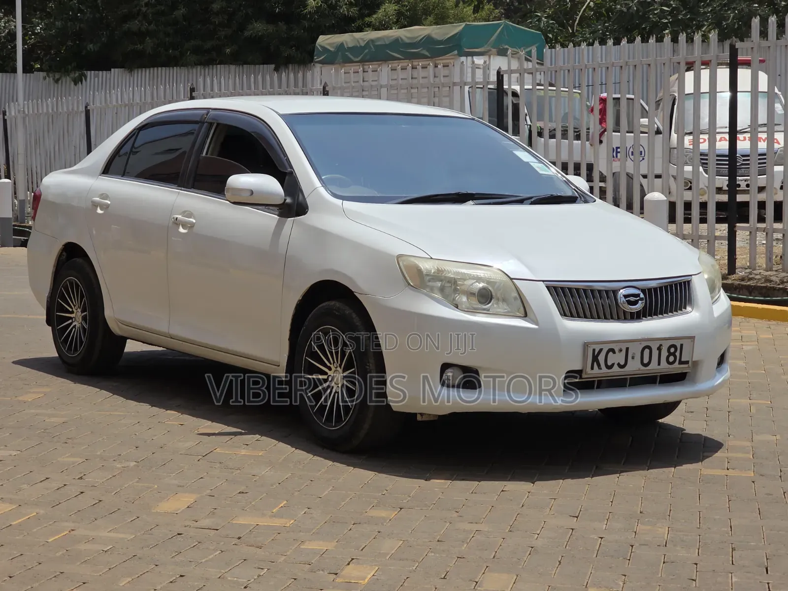 Toyota Axio 2009 White