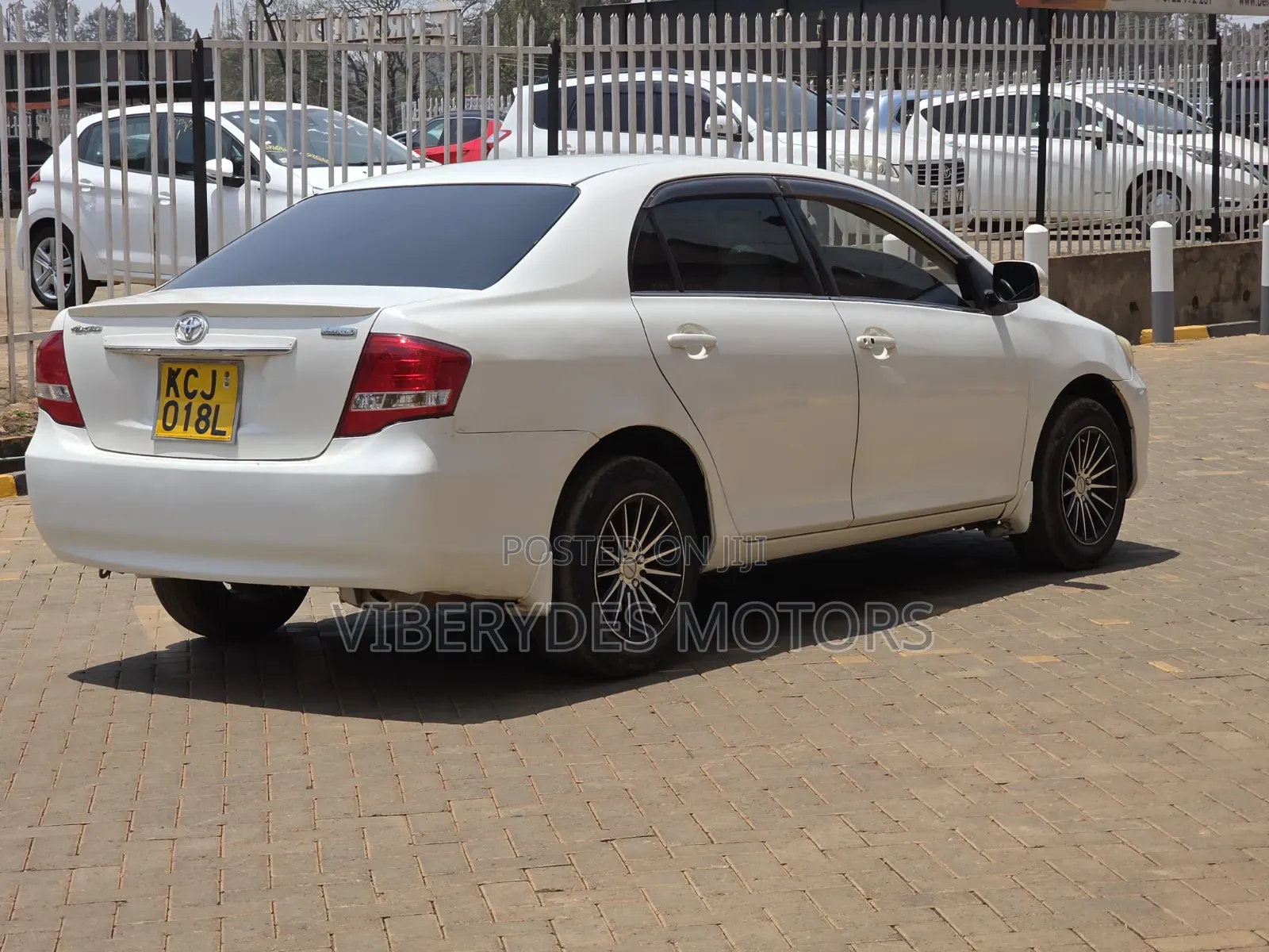 Toyota Axio 2009 White