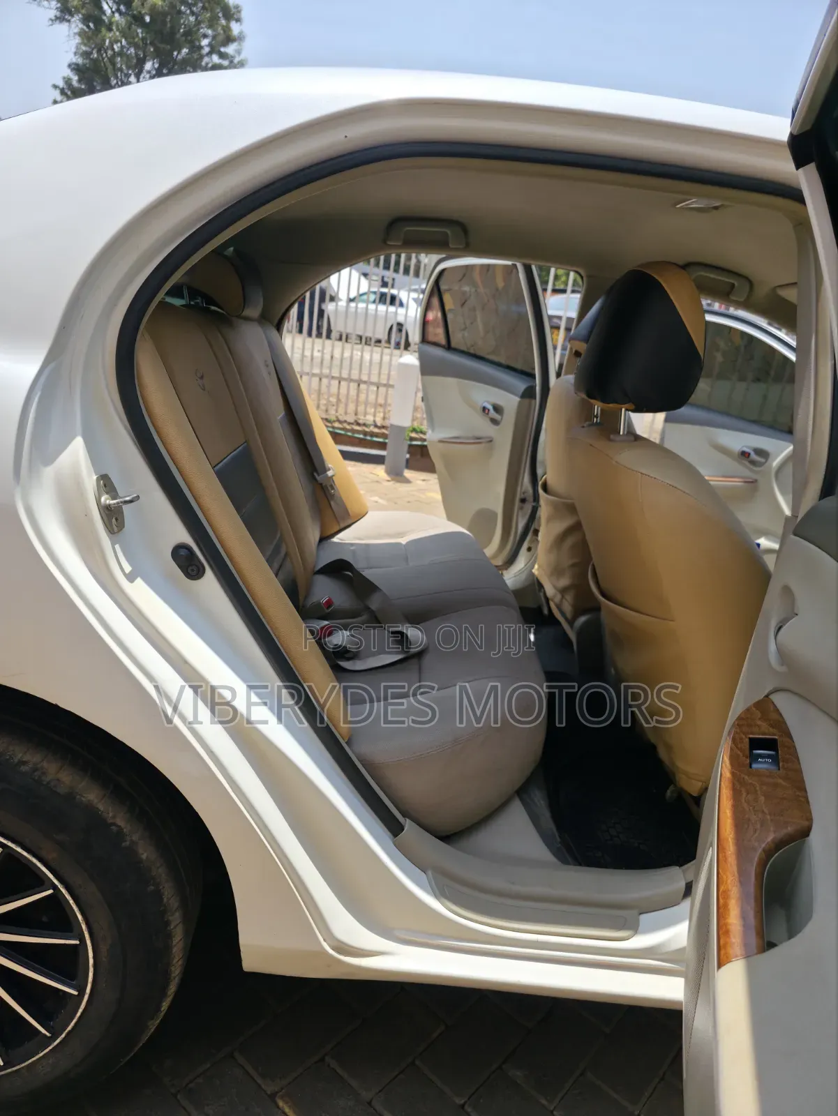 Toyota Axio 2009 White
