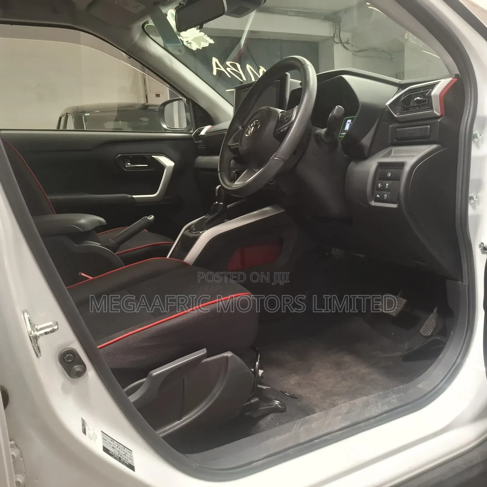 Toyota Raize 1.0 AWD 2020 White