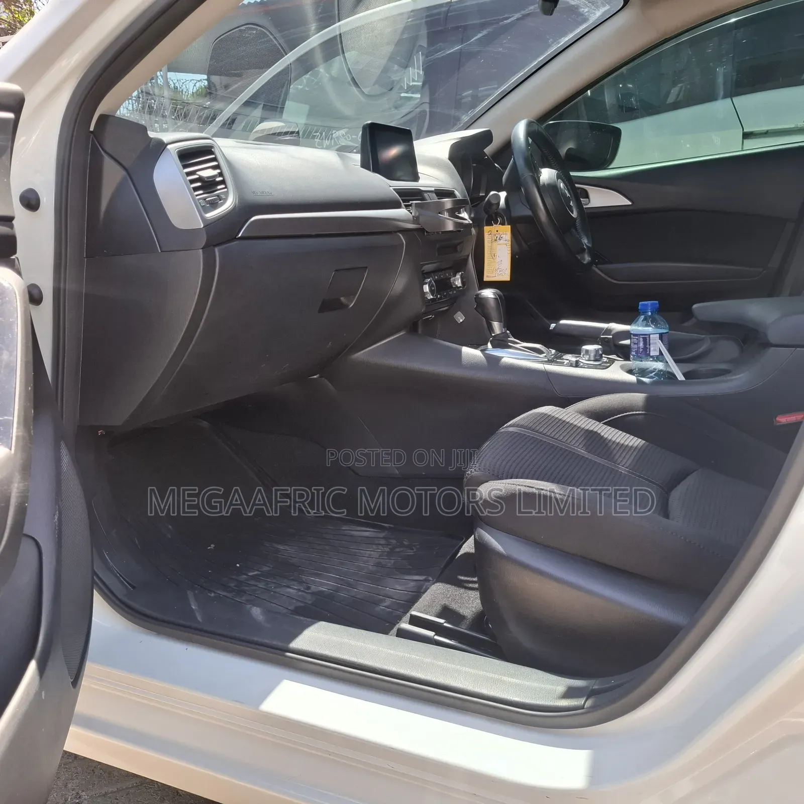 Mazda Axela 2018 White