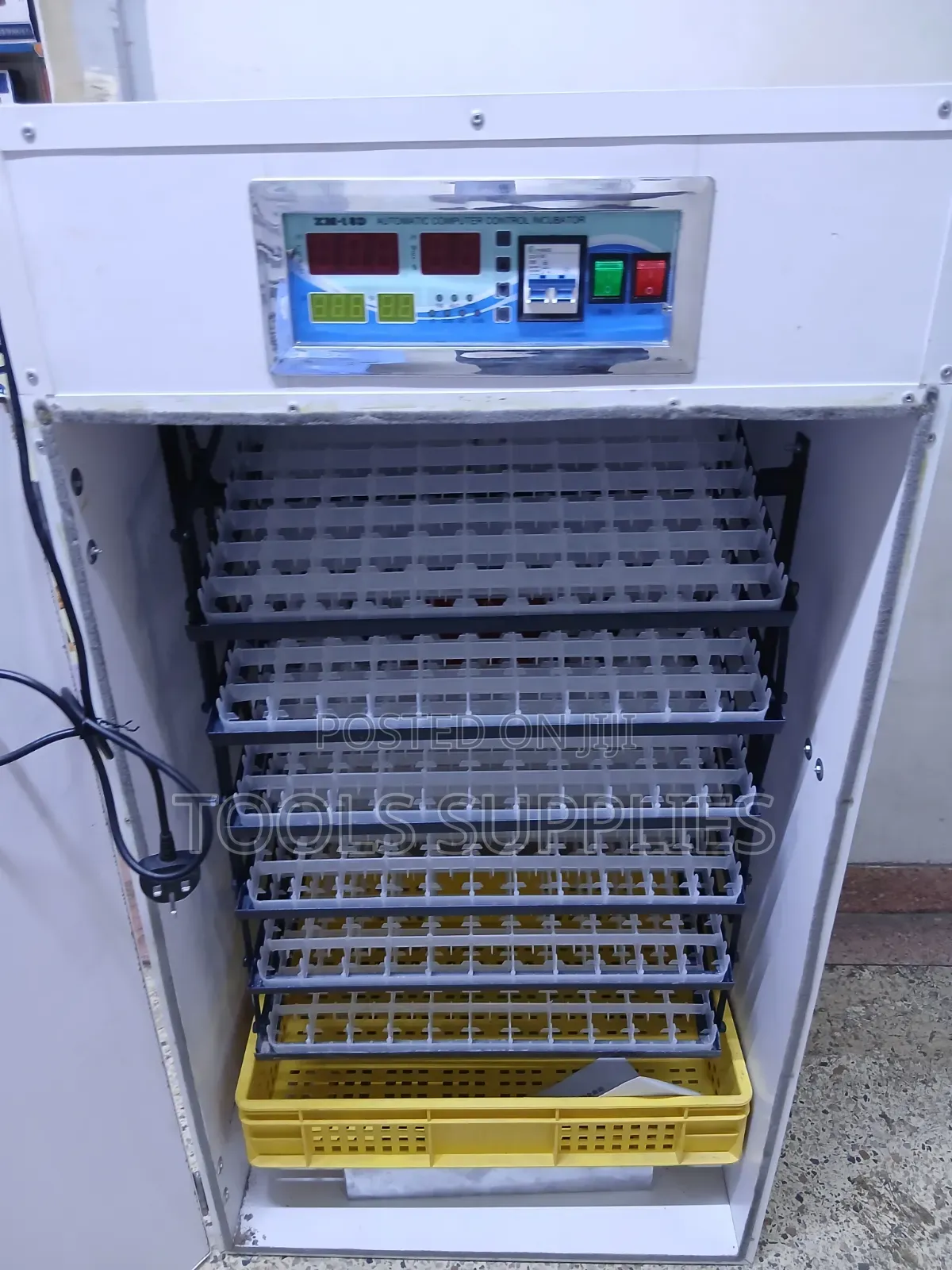 Eggs Incubator 528 Eggs Capacity