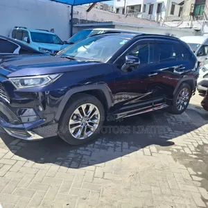 Toyota RAV4 Limited AWD 2020 Blue