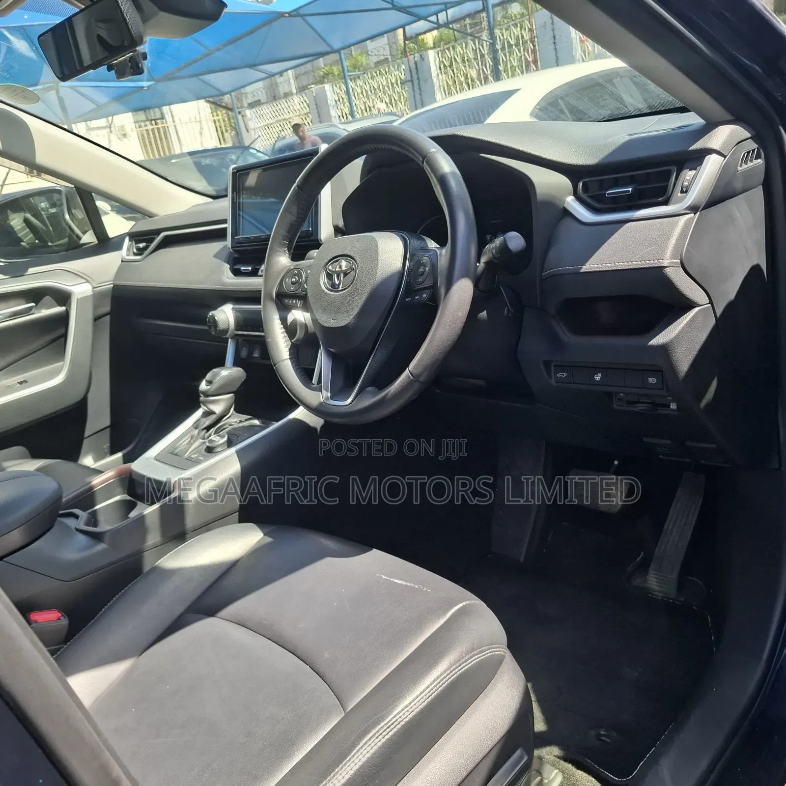 Toyota RAV4 Limited AWD 2020 Blue