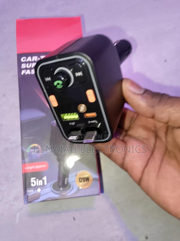Car  Fast Charger/Modulator (120 Watts)with Both Type C& iPhone Cable