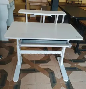 Manual Adjustable Desk