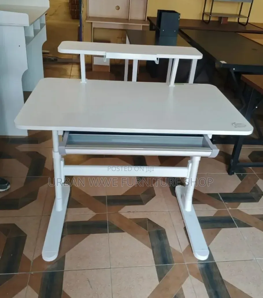 Manual Adjustable Desk
