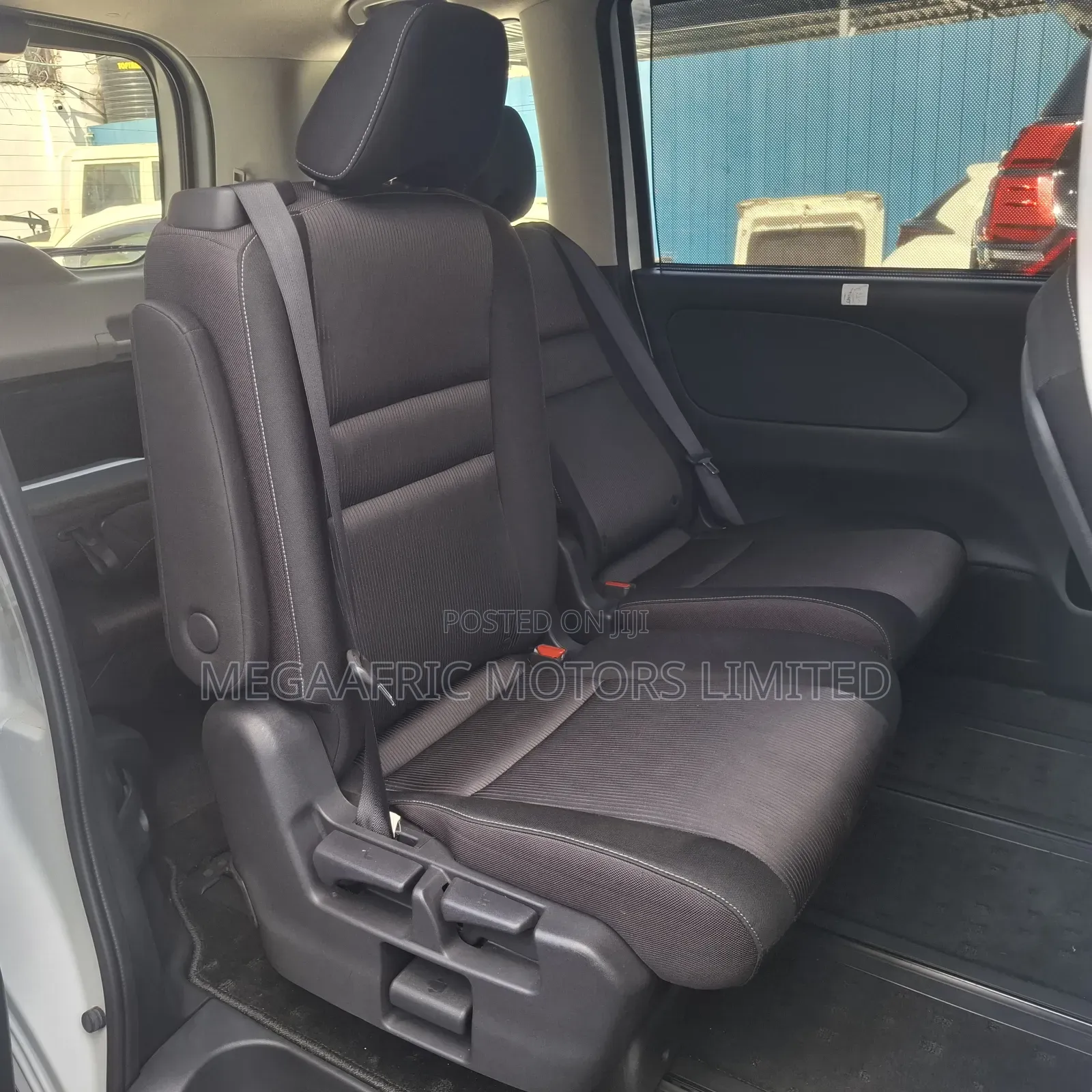 Nissan Serena 2019 White