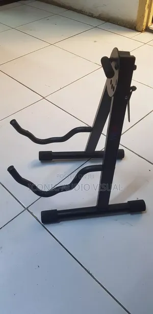 Guitor Stand