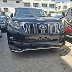 Toyota Land Cruiser Prado 2.8 2019 Black