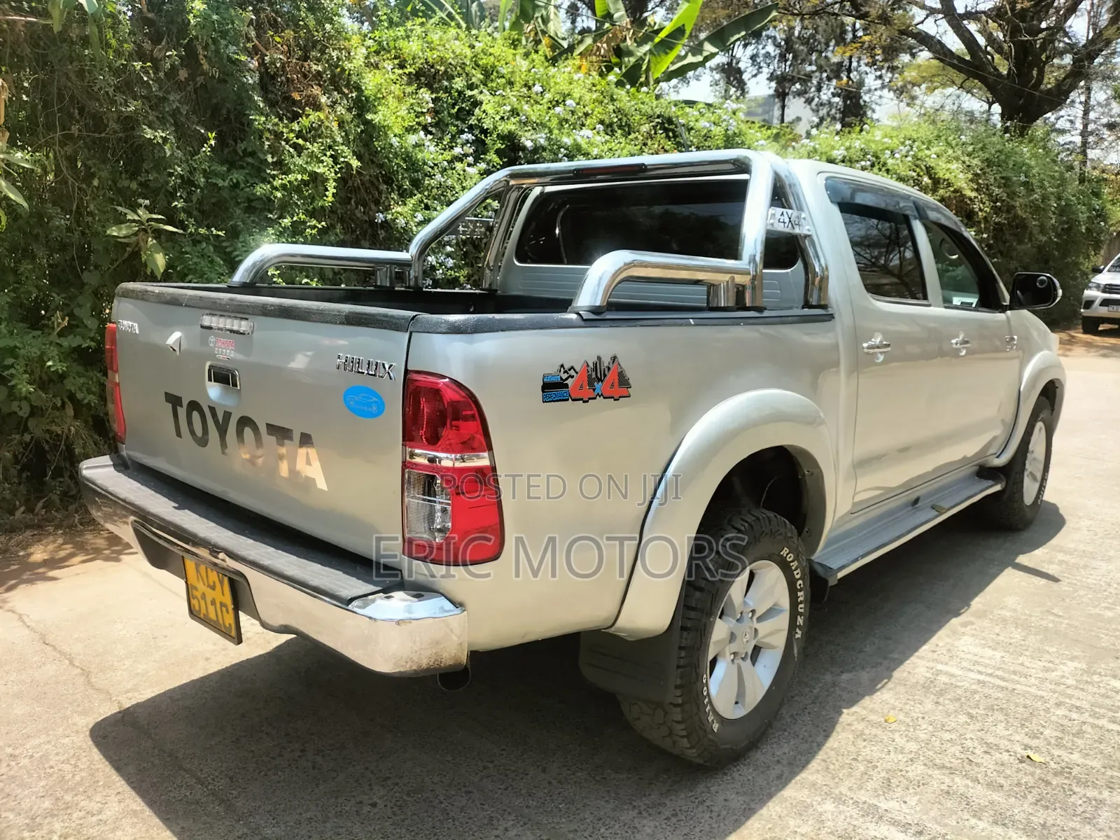Toyota Hilux 2013 Brown
