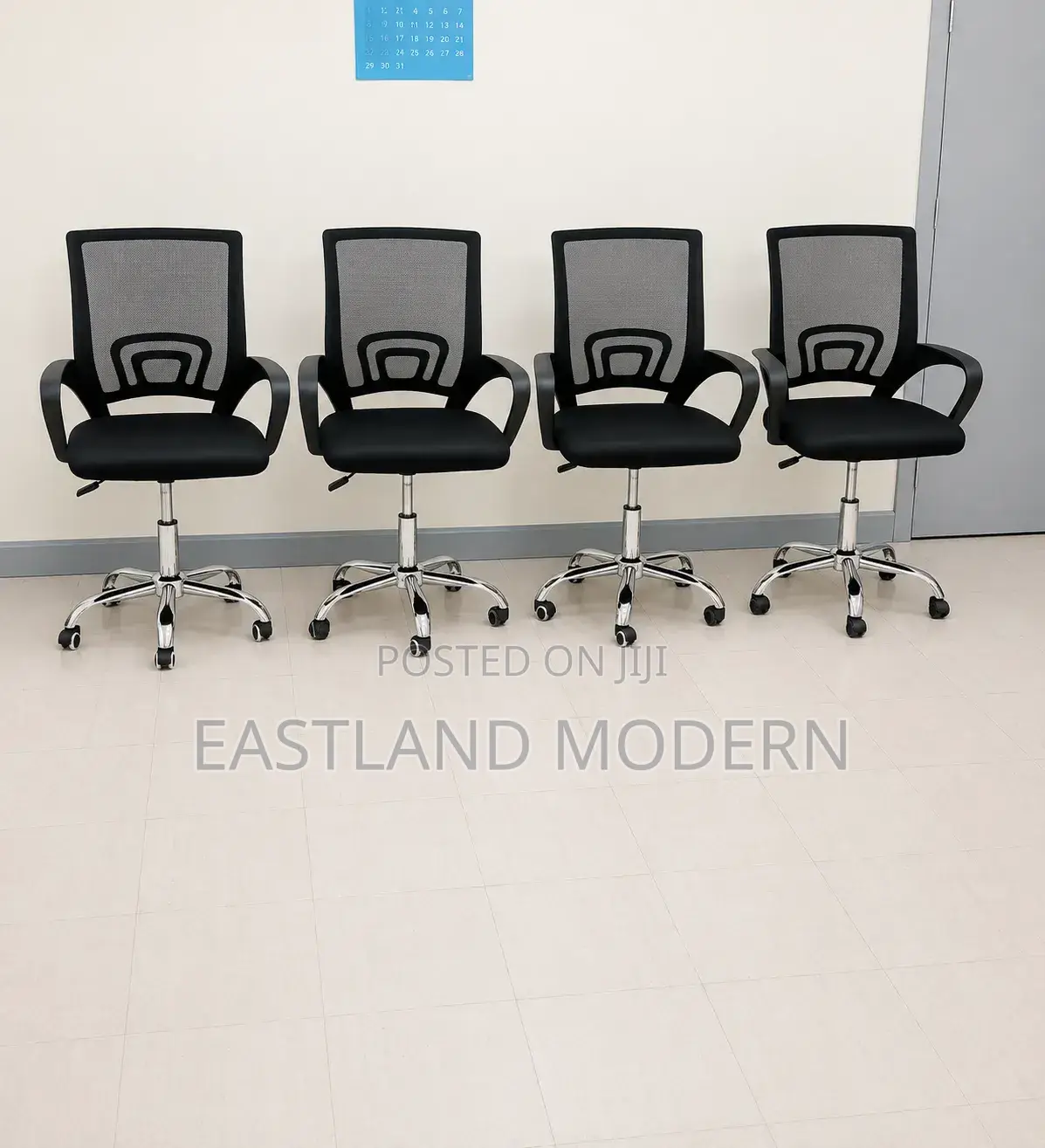 Ergonomic Swivel Chair With Chrome Base