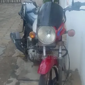Bajaj Boxer 125 2022 Red