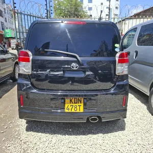 Toyota Spade 1.5 2016 Black