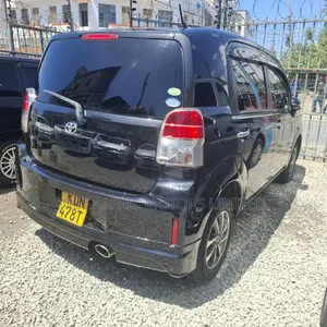 Toyota Spade 1.5 2016 Black
