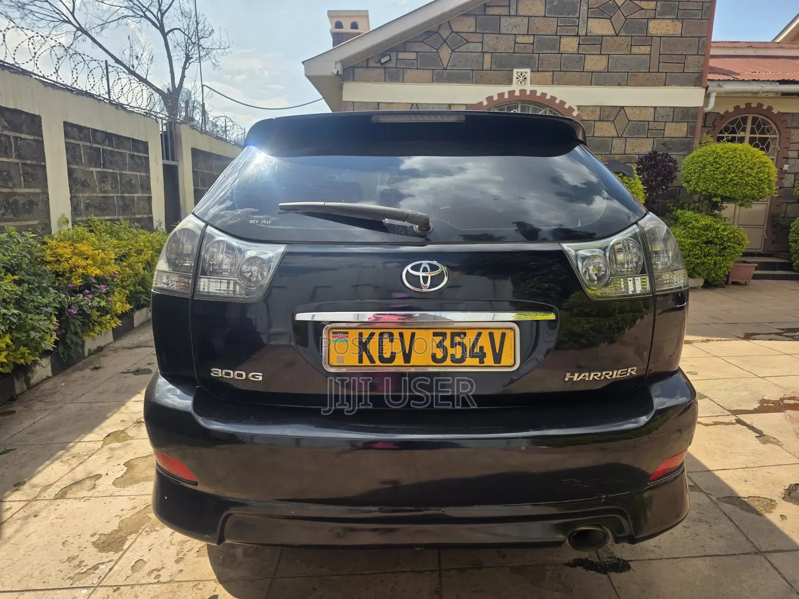 Toyota Harrier 2.4 2012 Black