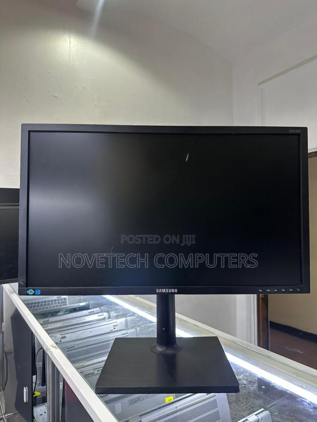 Samsung S24c450 24inch Monitor With Dp
