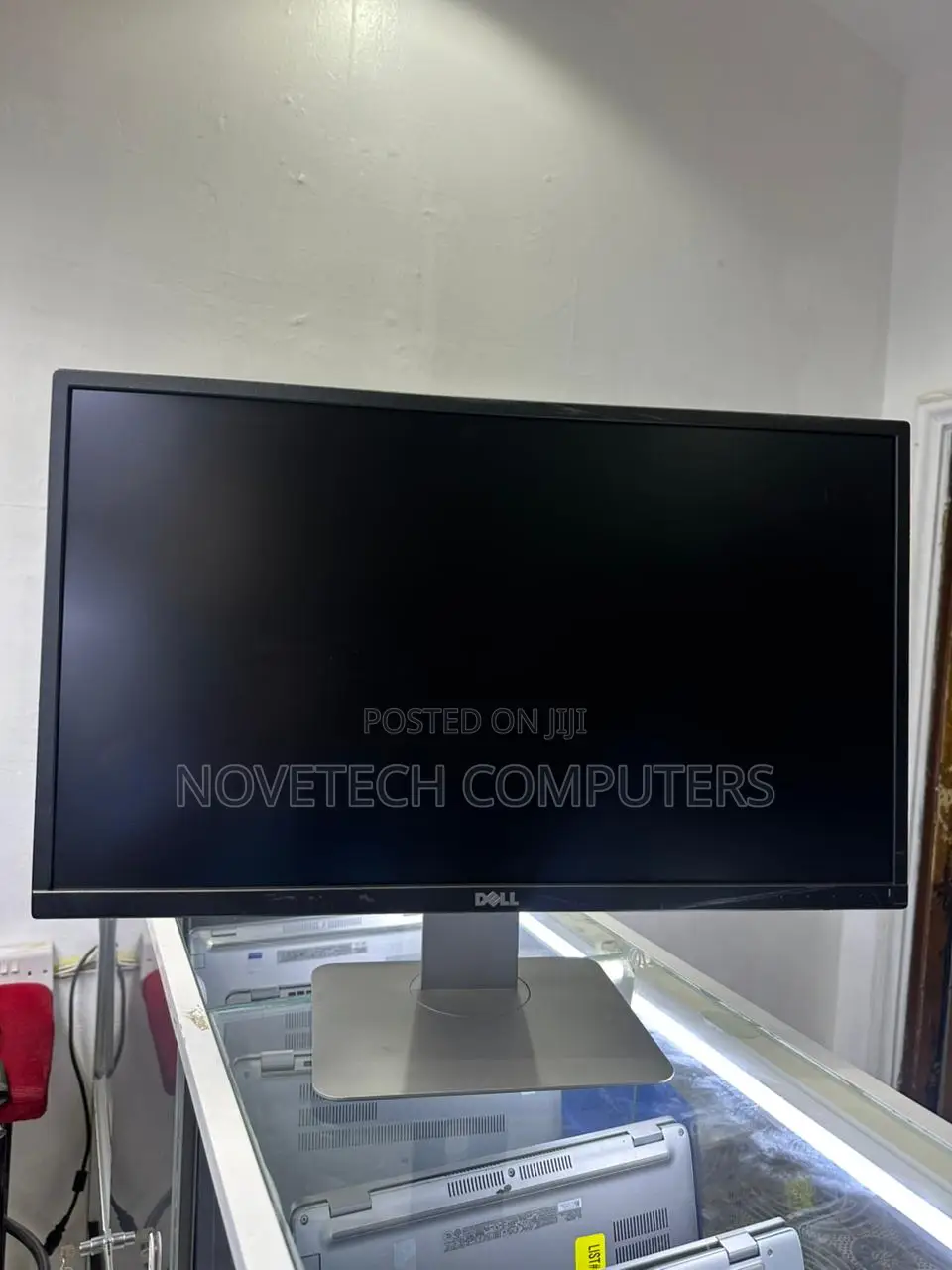 Dell LCD P2417h With Frame Monitor
