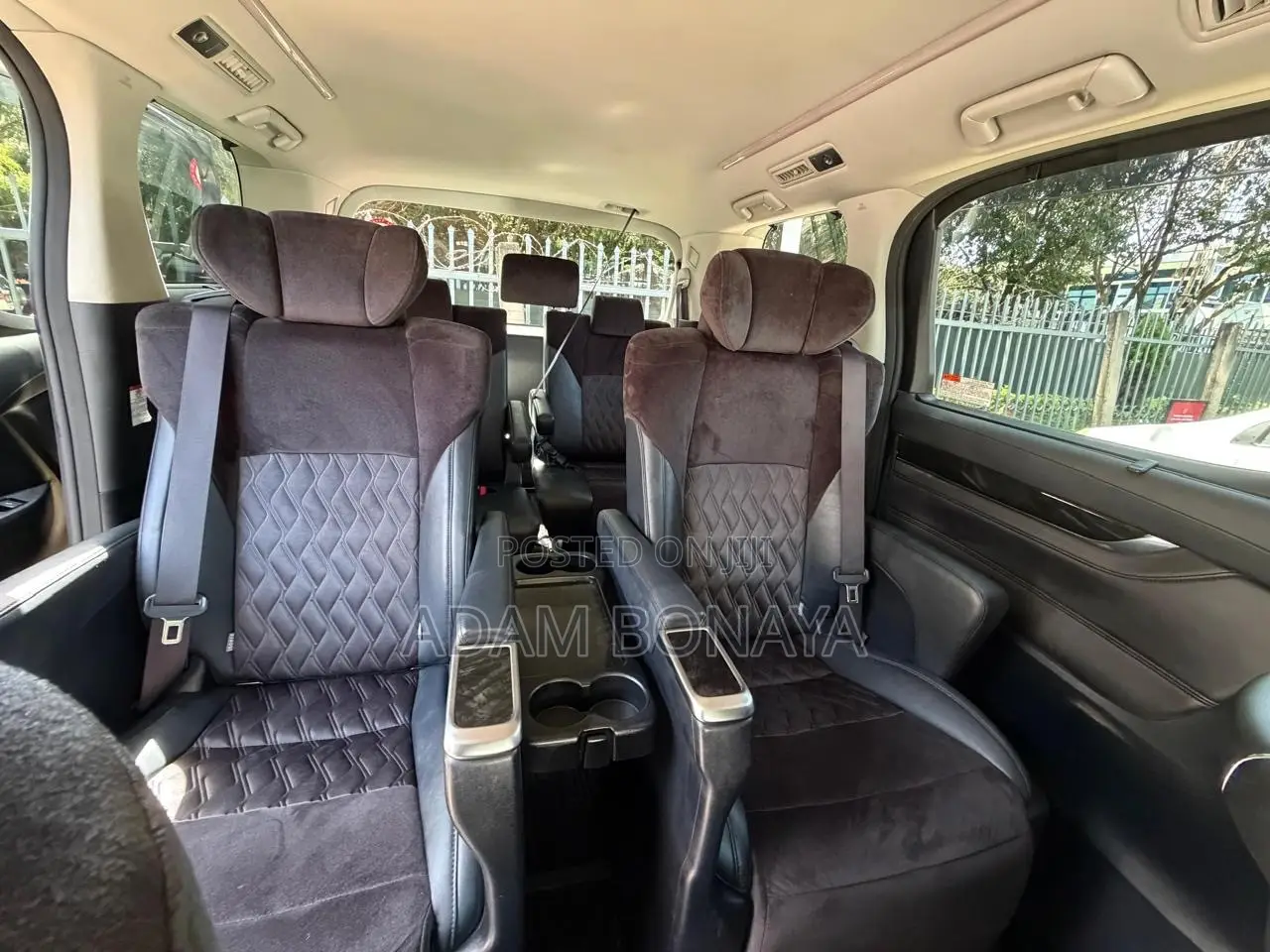 Toyota Vellfire Hybrid Executive Lounge 2015 Blue