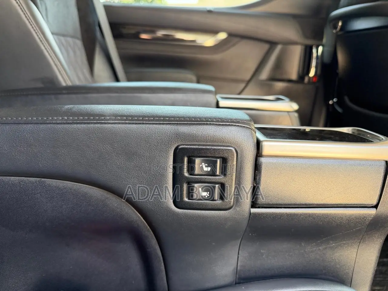 Toyota Vellfire Hybrid Executive Lounge 2015 Blue