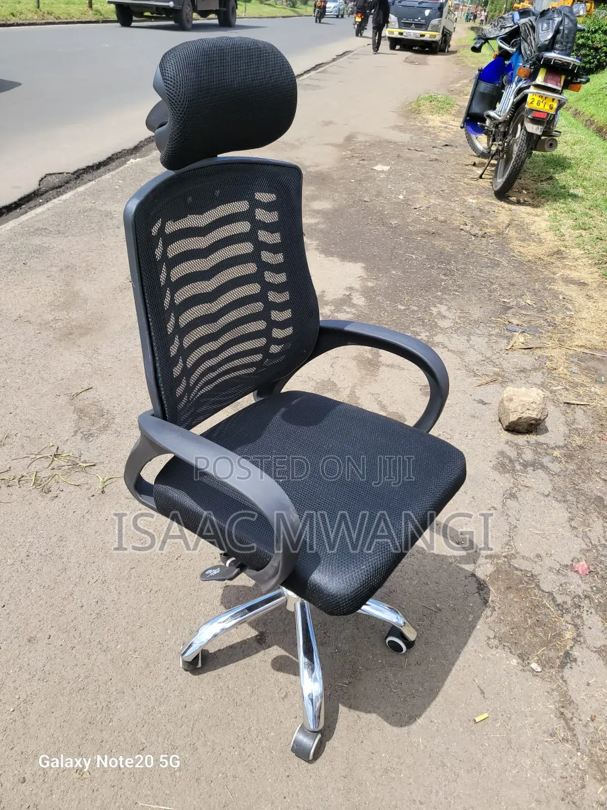Ergonomic Mesh Office Chair With Headrest