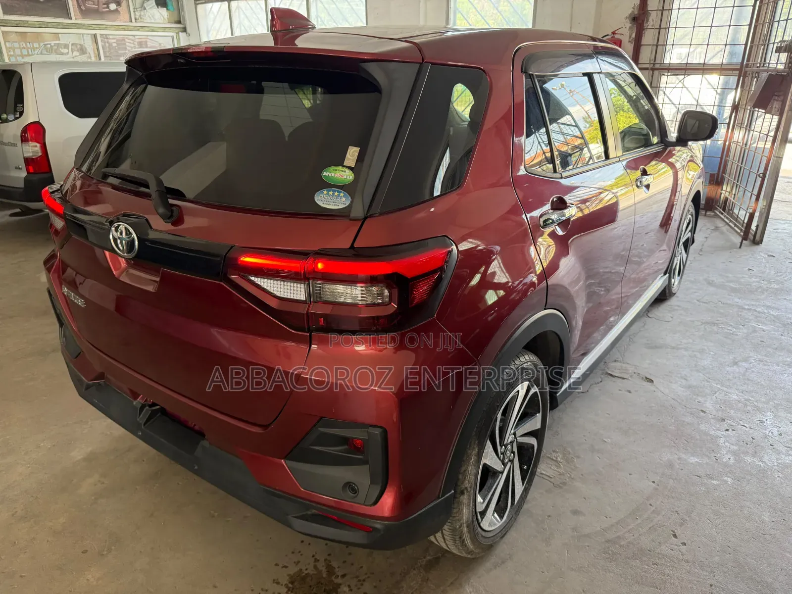 Toyota Raize 2021 Maroon