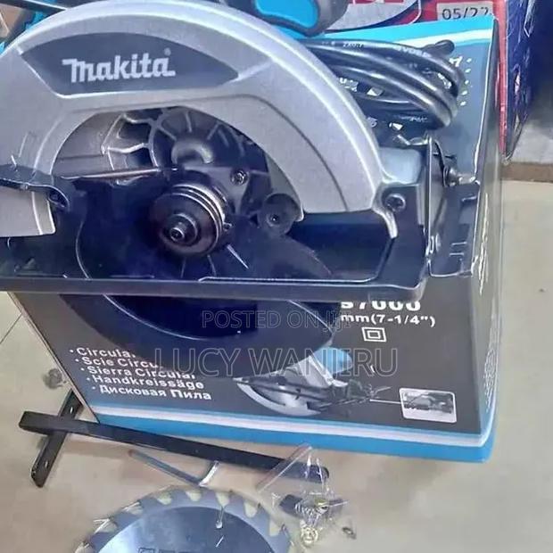 Makita 1400 Watts Circular Saw