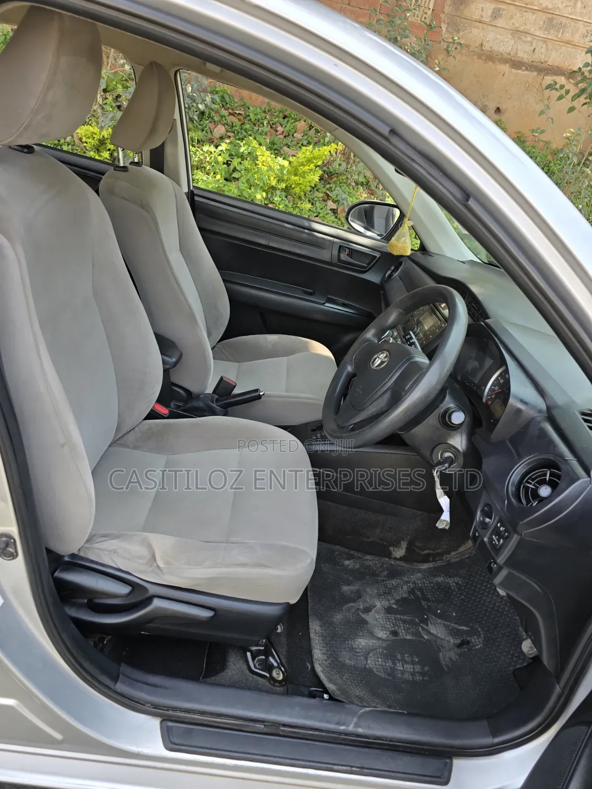 Toyota Axio 1.5 G 2WD 2014 Silver